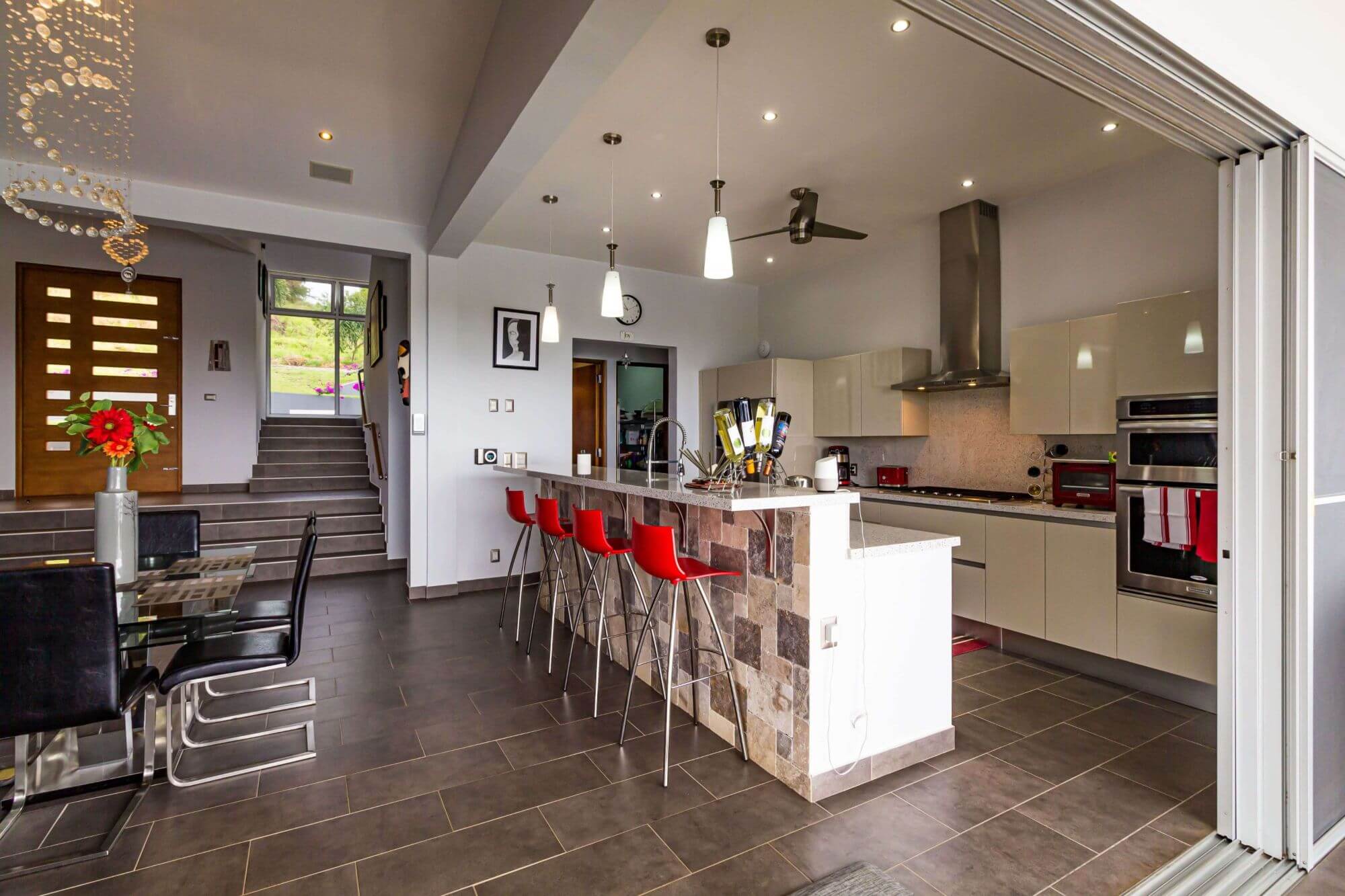 Flat 5, 63 Worcester Terrace, HYDE